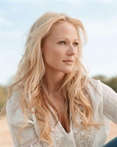 Jewel, breast reconsruction awareness day spokesperson